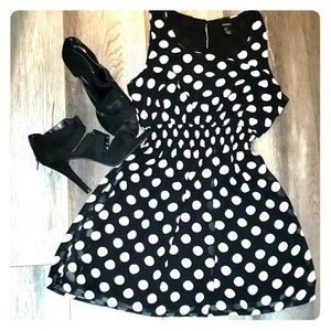 Black & white Poke dot dress